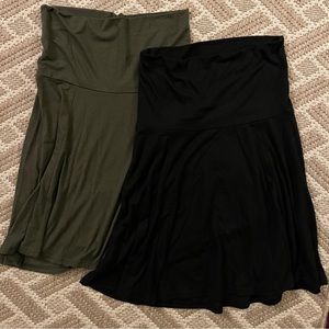 Set of maternity skirts